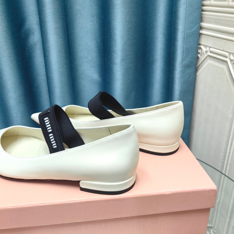 Miu Miu flat shoes